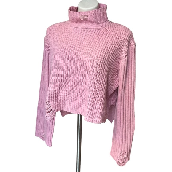 POL Chunky Mock Turtleneck Wide Sleeve Cropped Hi-Low Hem Distressed Sweater - Picture 6 of 16